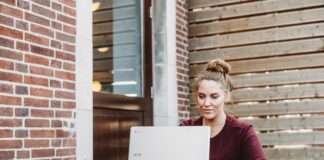 Jaką rolę odgrywają szkolenia zawodowe w dobie pandemii i zmieniających się trendów na rynku pracy?