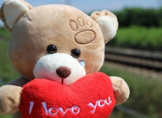 Ile nastolatków ma iPhone?