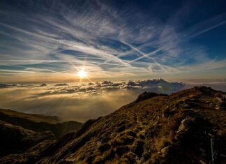 Jak rozpoznać rodzaj chmur?
